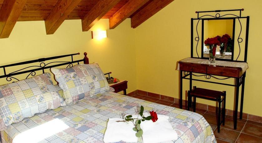 Apartamentos Rurales La Vina Cangas de Onis Luaran gambar
