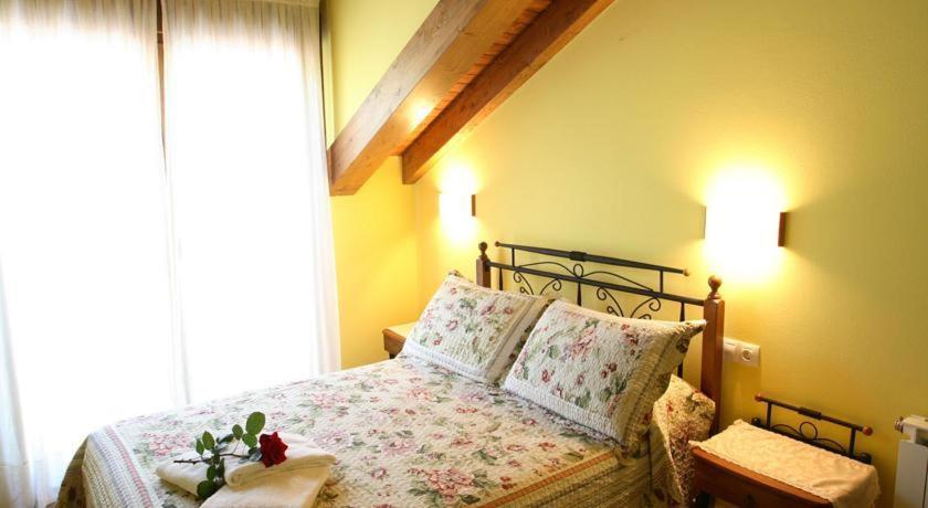 Apartamentos Rurales La Vina Cangas de Onis Luaran gambar