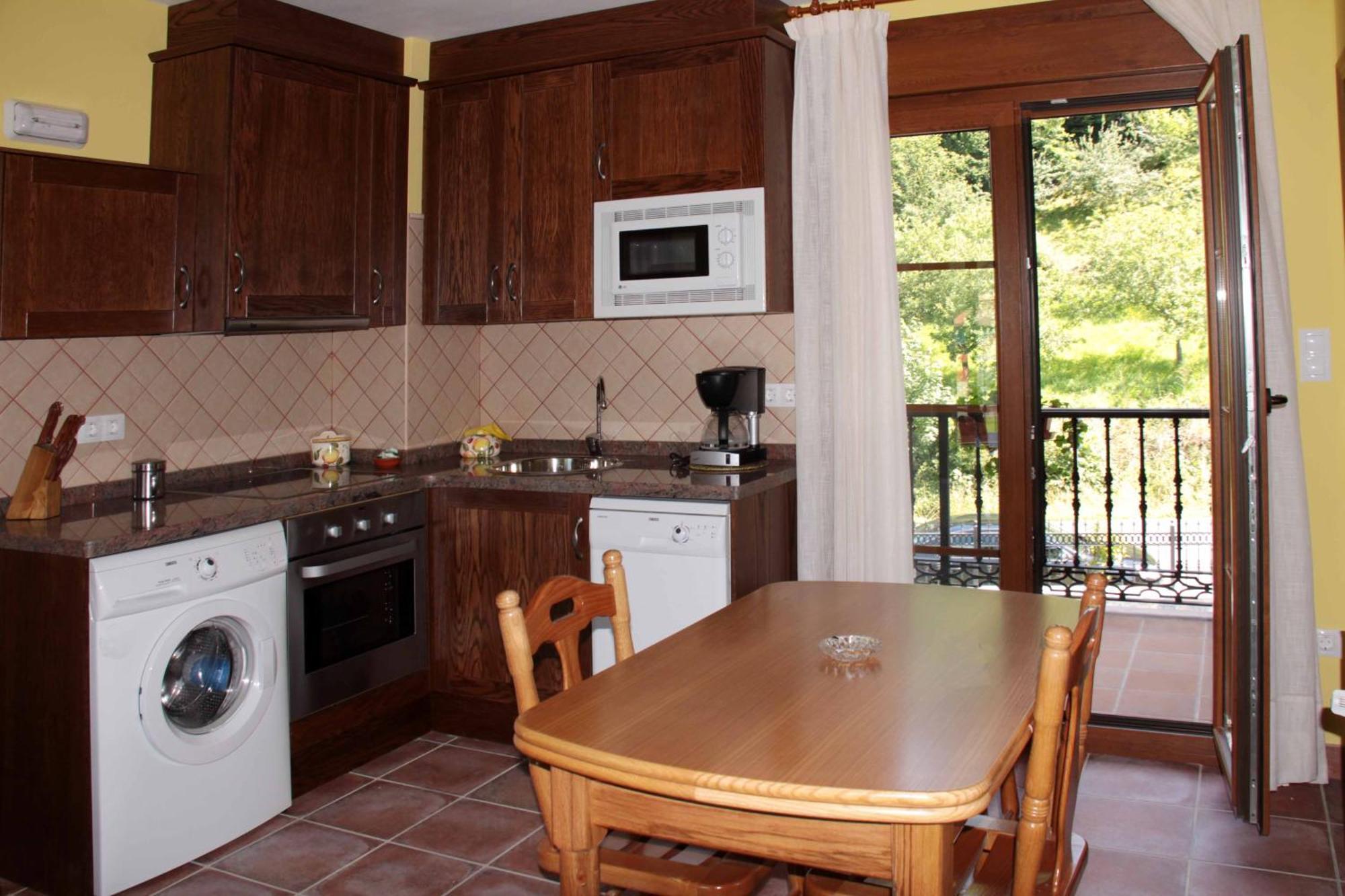 Apartamentos Rurales La Vina Cangas de Onis Luaran gambar