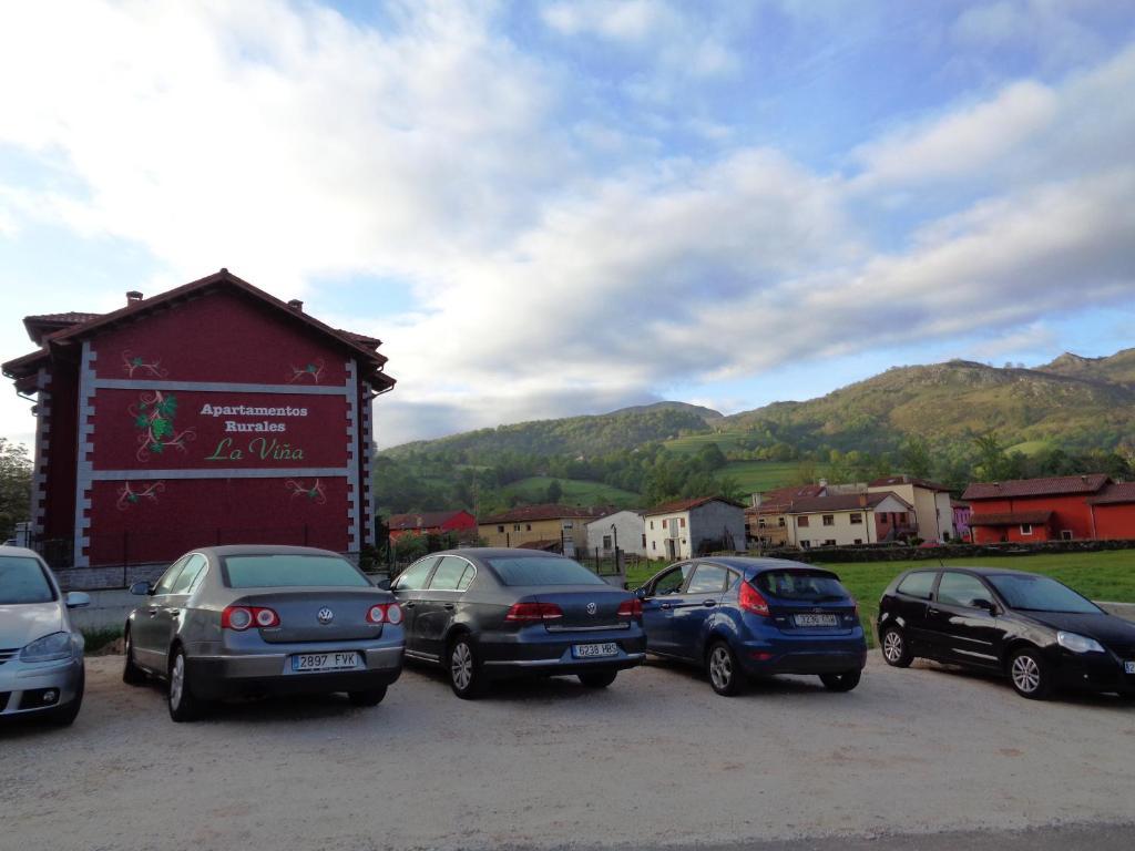 Apartamentos Rurales La Vina Cangas de Onis Luaran gambar