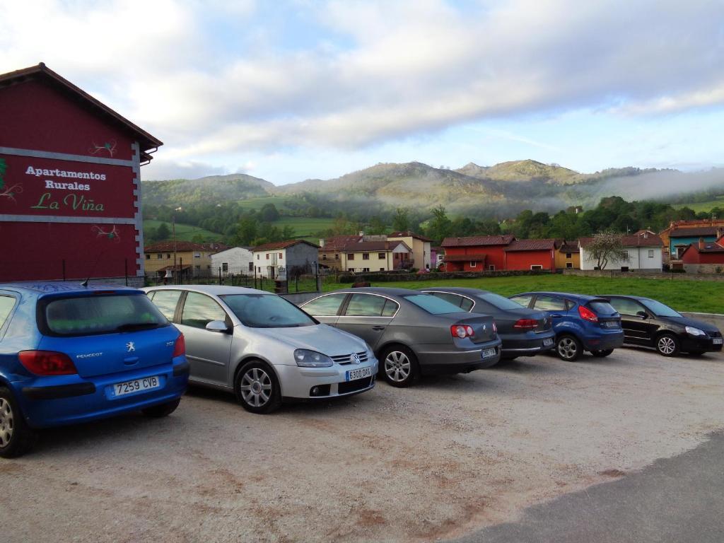 Apartamentos Rurales La Vina Cangas de Onis Luaran gambar