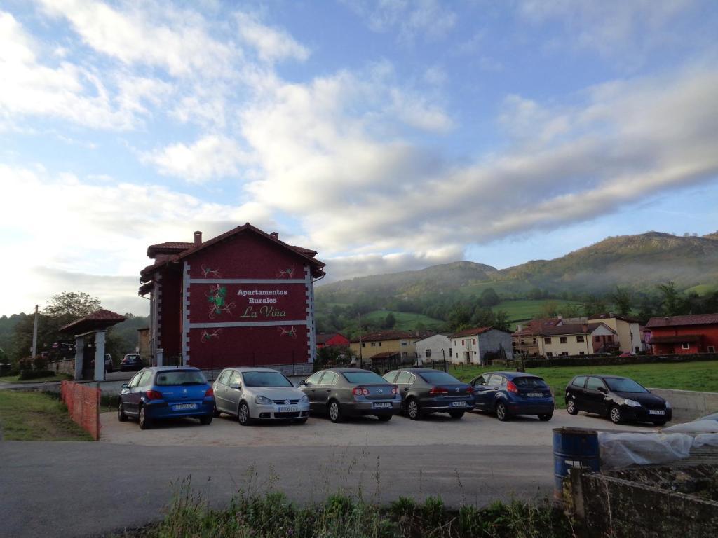 Apartamentos Rurales La Vina Cangas de Onis Luaran gambar